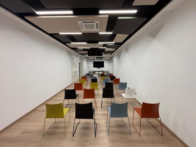 Affitto uffici coworking sala riunioni Bergamo